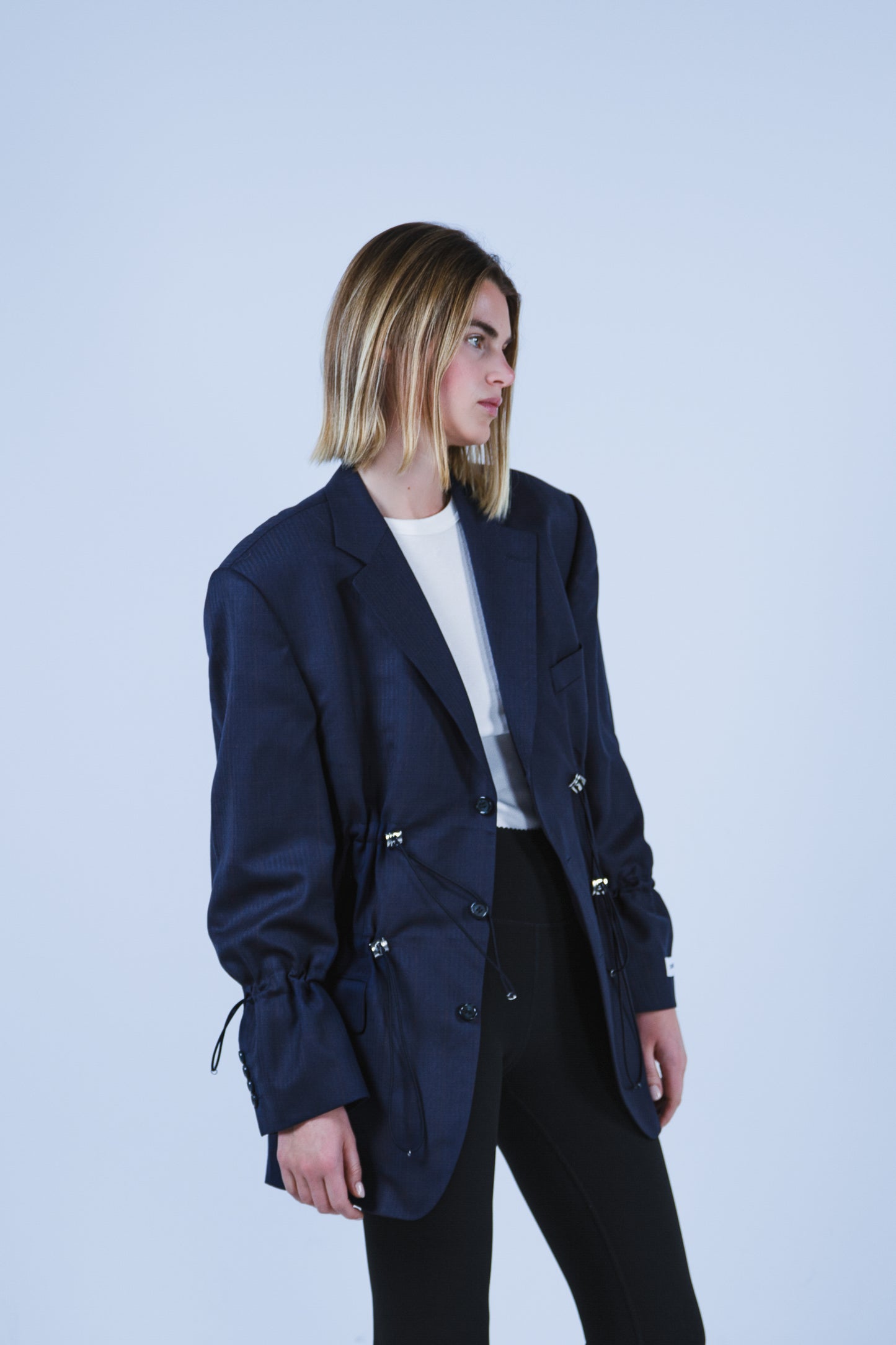 TAYLOR BLAZER