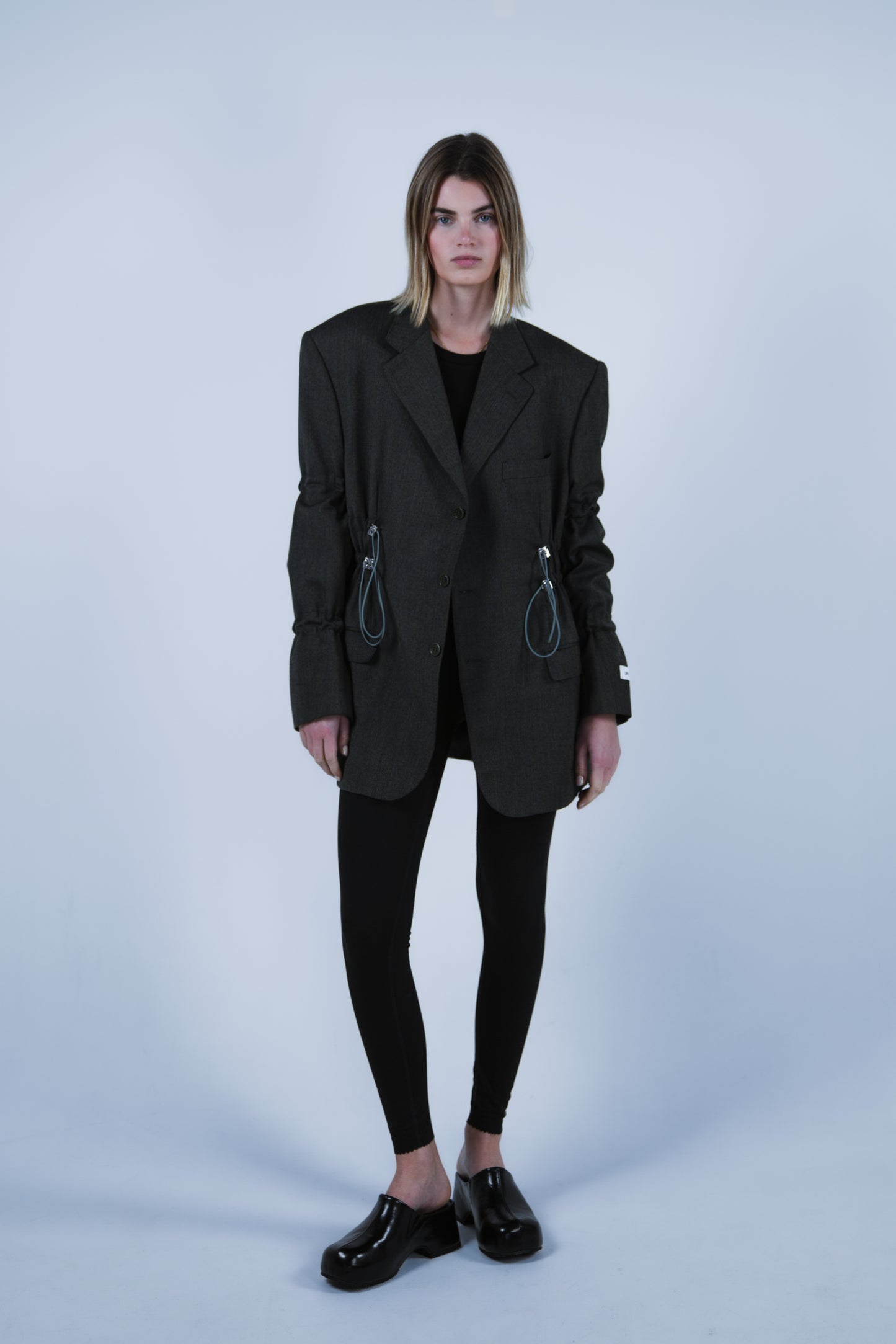 TAYLOR BLAZER