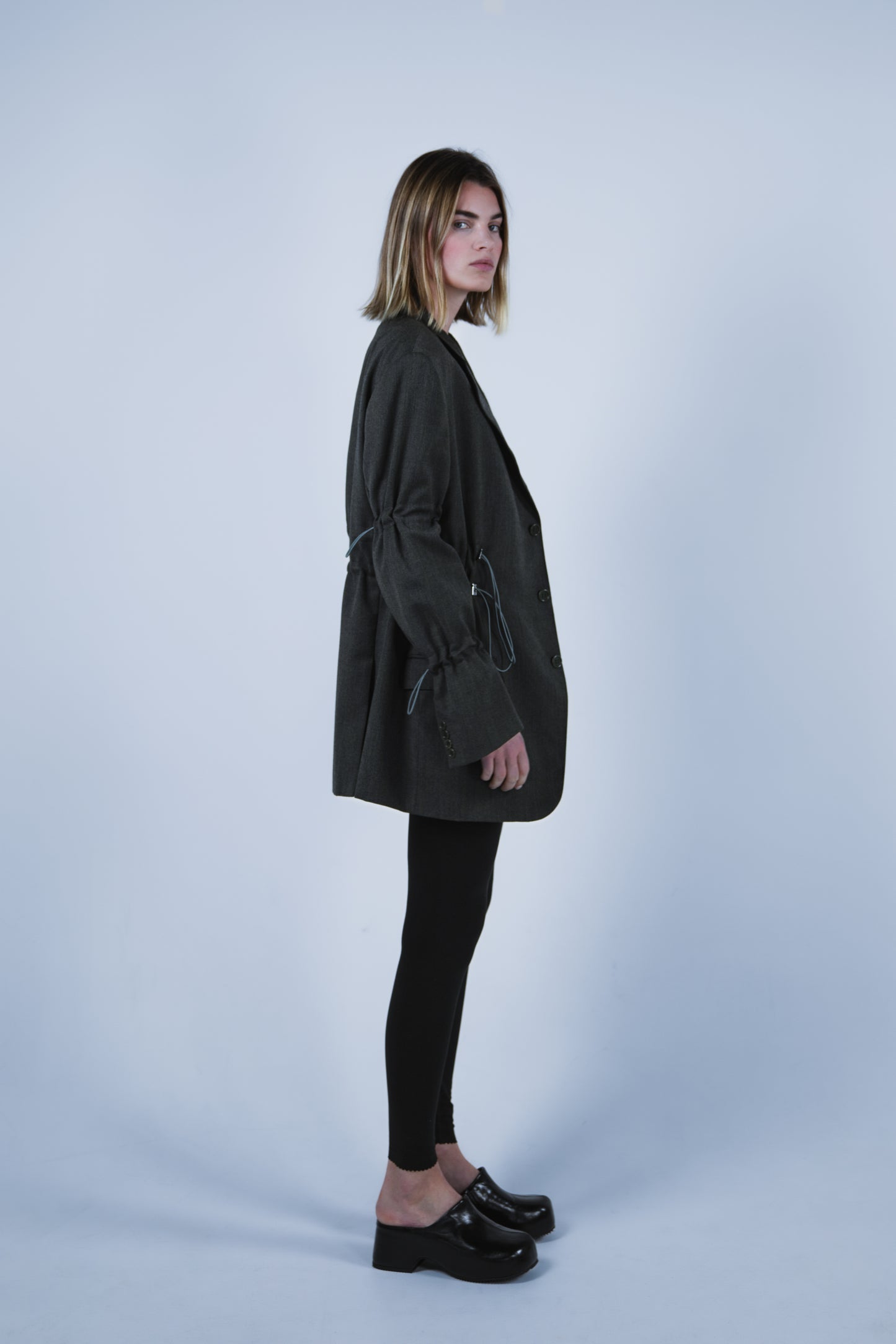 TAYLOR BLAZER
