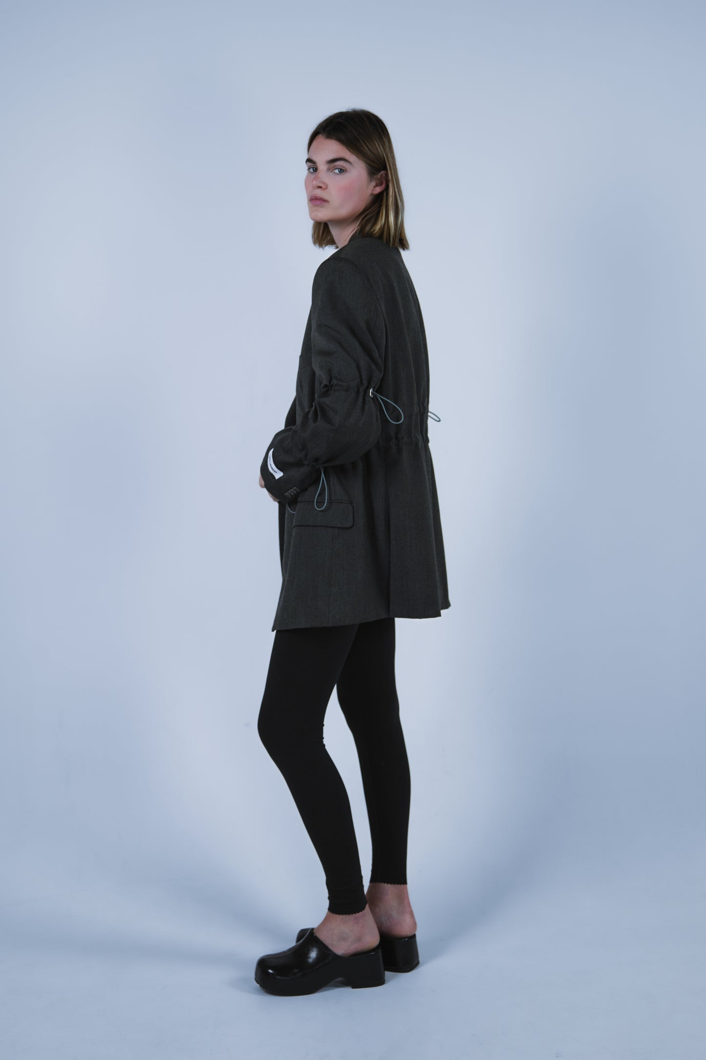 TAYLOR BLAZER