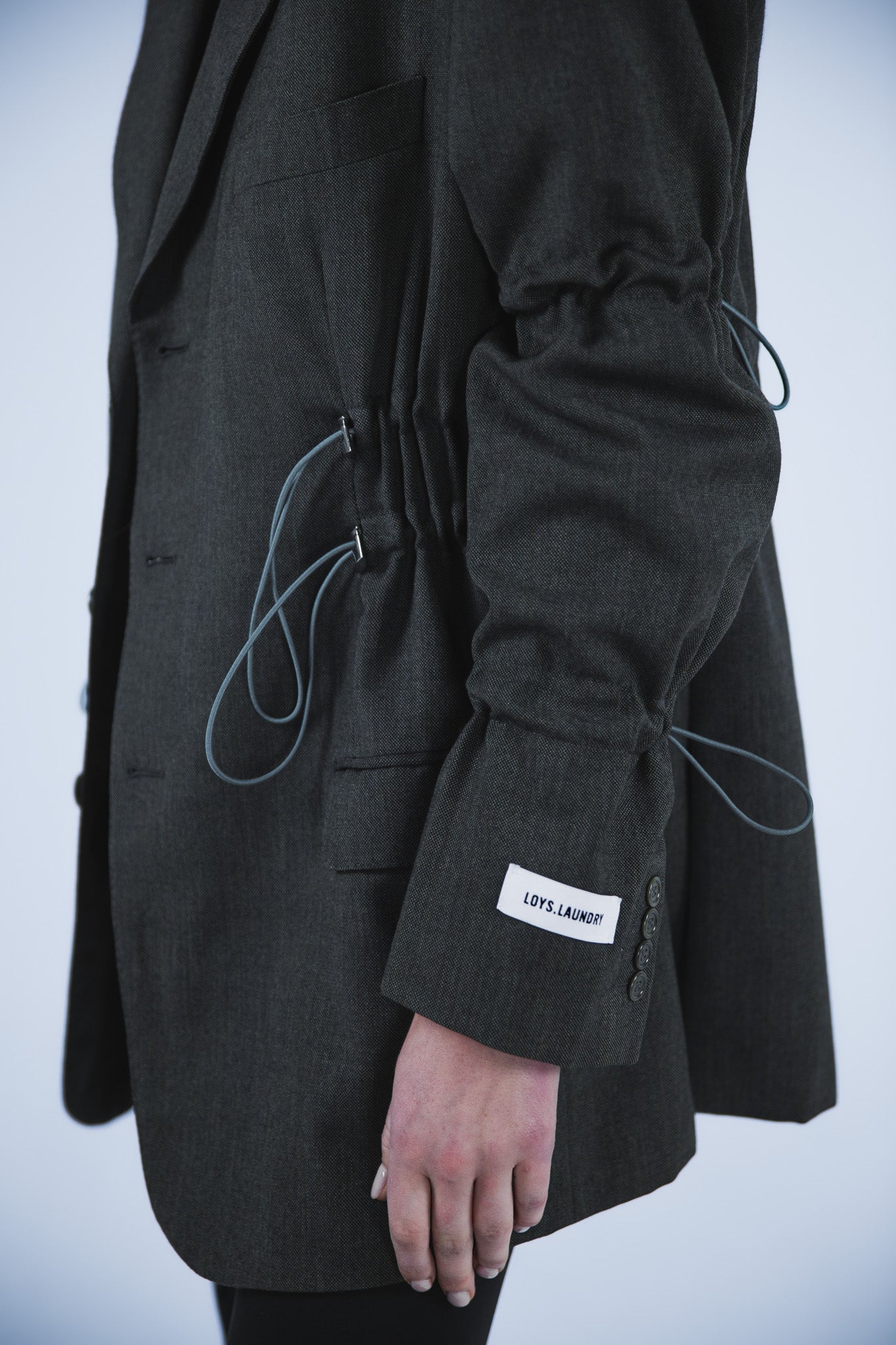 TAYLOR BLAZER