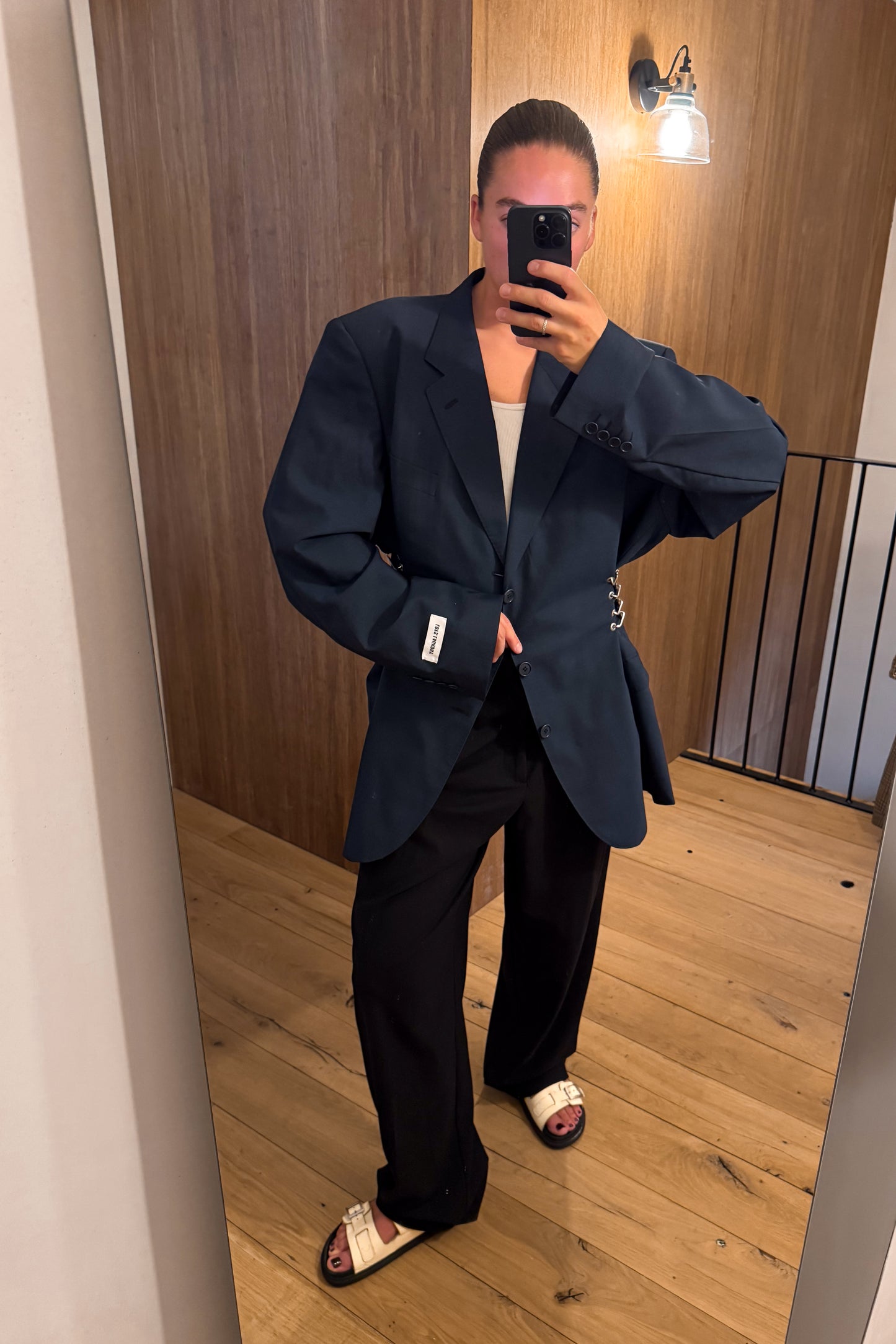 TAYLOR BLAZER