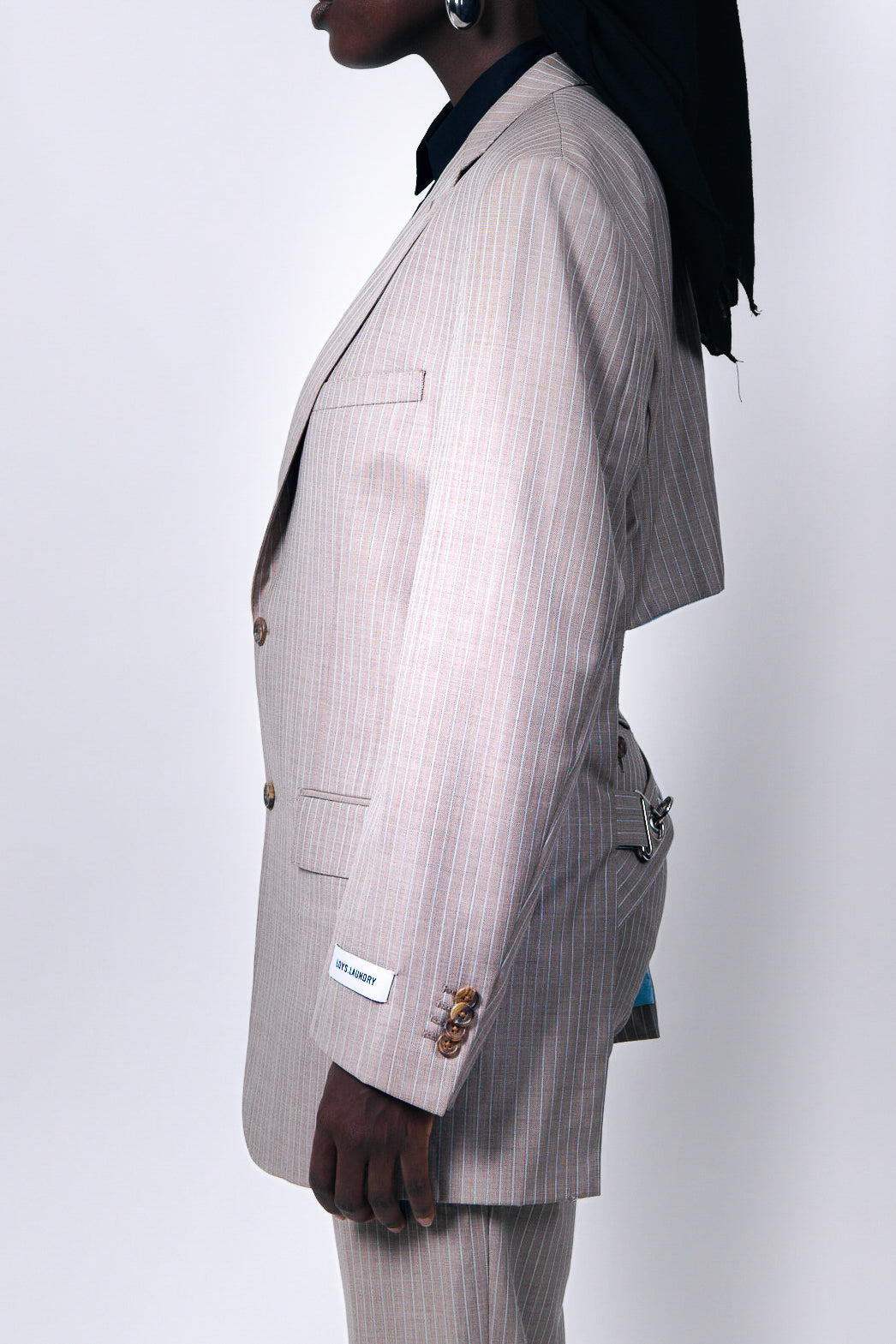 BROOKLYN BLAZER WITH OPEN BACK AND BUCKLE | BEIGE STRIPED